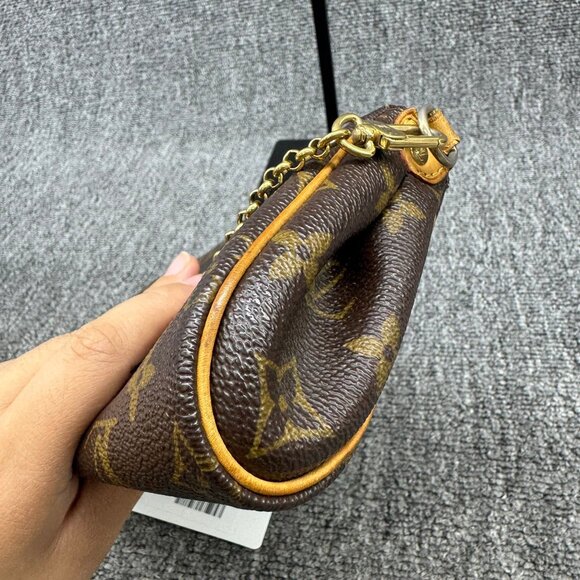 Louis Vuitton Eva Monogram Clutch Shoulder Bag 750-081825 - Picture 9 of 13
